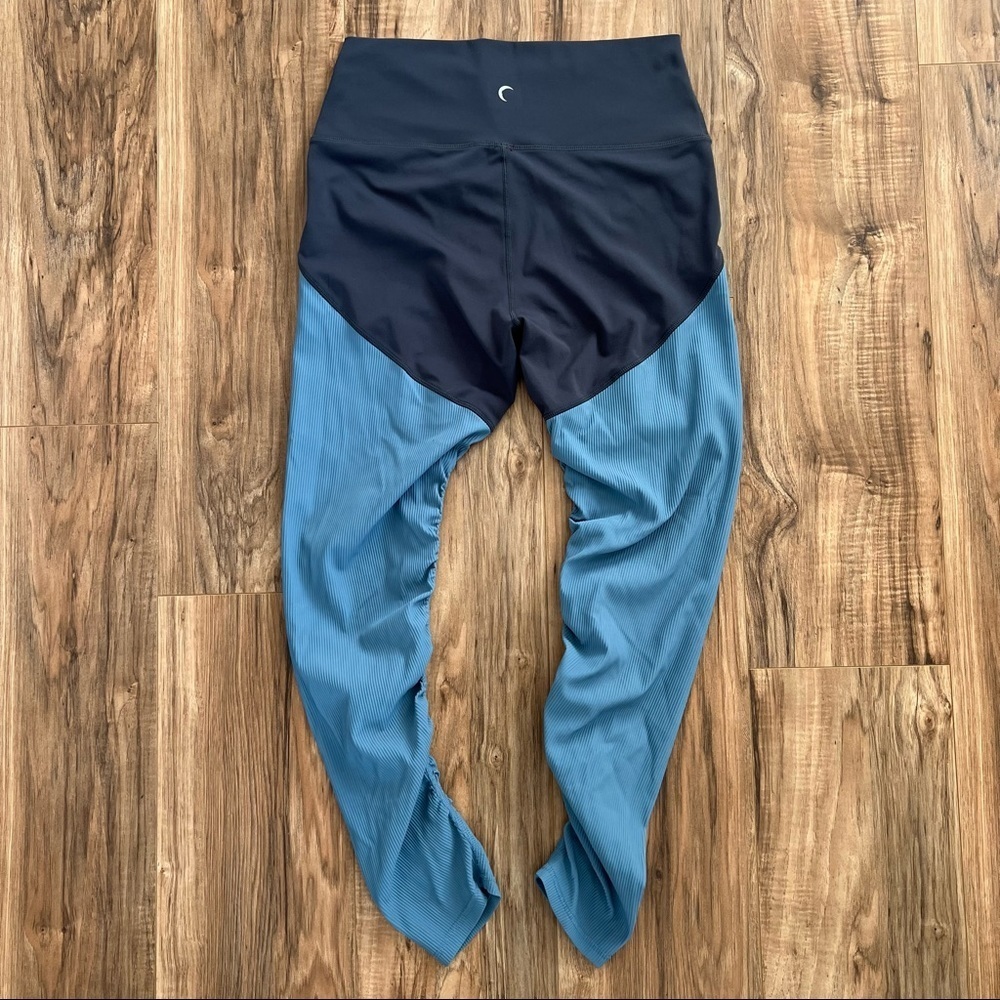 🦊NWOT Zyia Storm Parallel Luxe Leggings​​​ - Picture 4 of 10